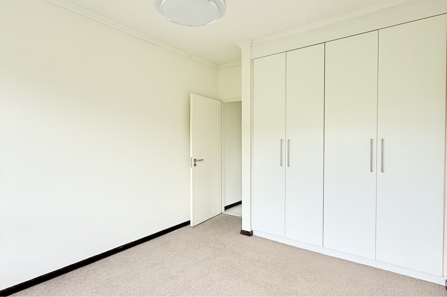 To Let 2 Bedroom Property for Rent in Fourways Gauteng
