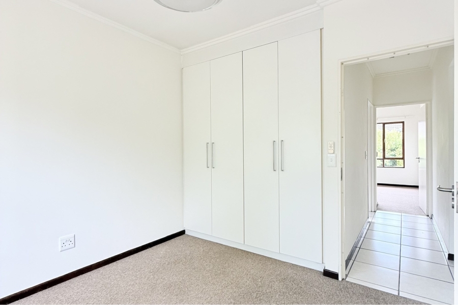 To Let 2 Bedroom Property for Rent in Fourways Gauteng