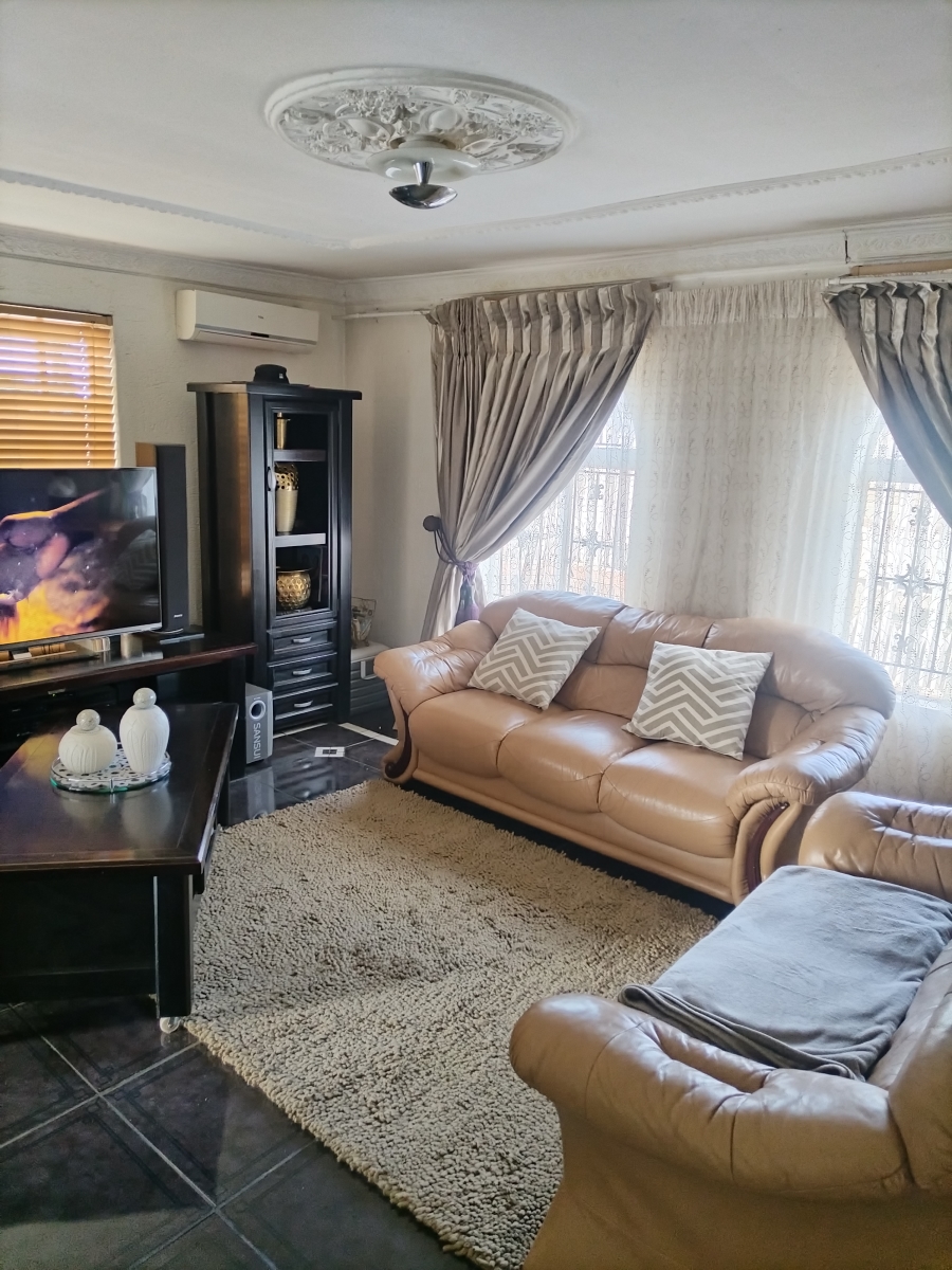 2 Bedroom Property for Sale in Hammanskraal Gauteng