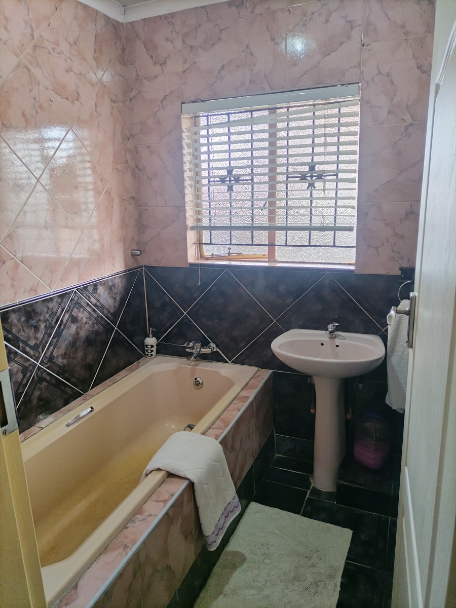 2 Bedroom Property for Sale in Hammanskraal Gauteng