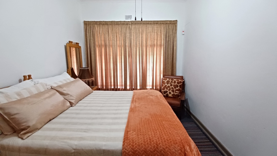 4 Bedroom Property for Sale in Flora Gardens Gauteng