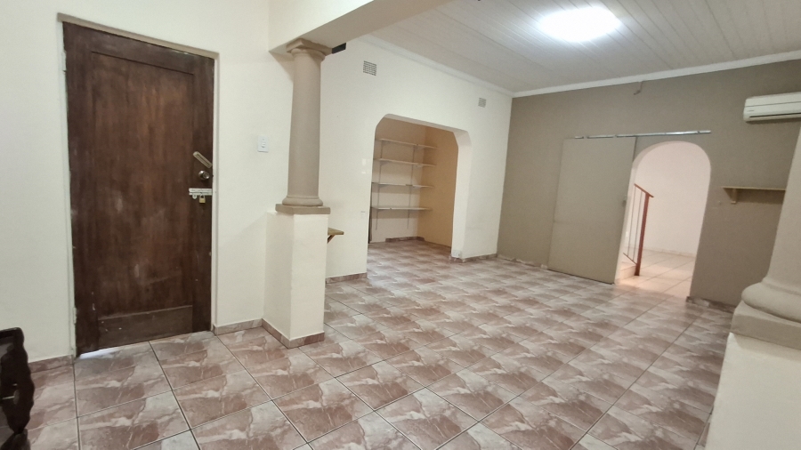 8 Bedroom Property for Sale in Pretoria North Gauteng