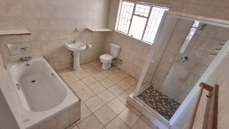 8 Bedroom Property for Sale in Pretoria North Gauteng