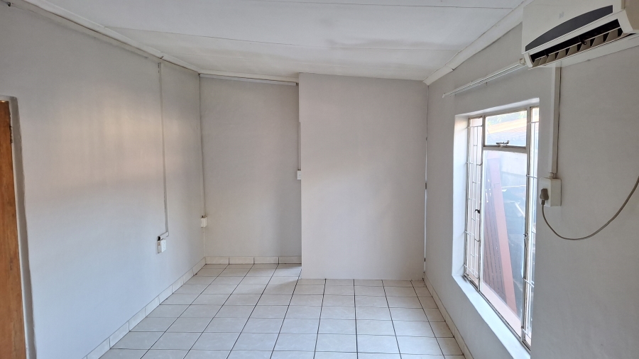8 Bedroom Property for Sale in Pretoria North Gauteng
