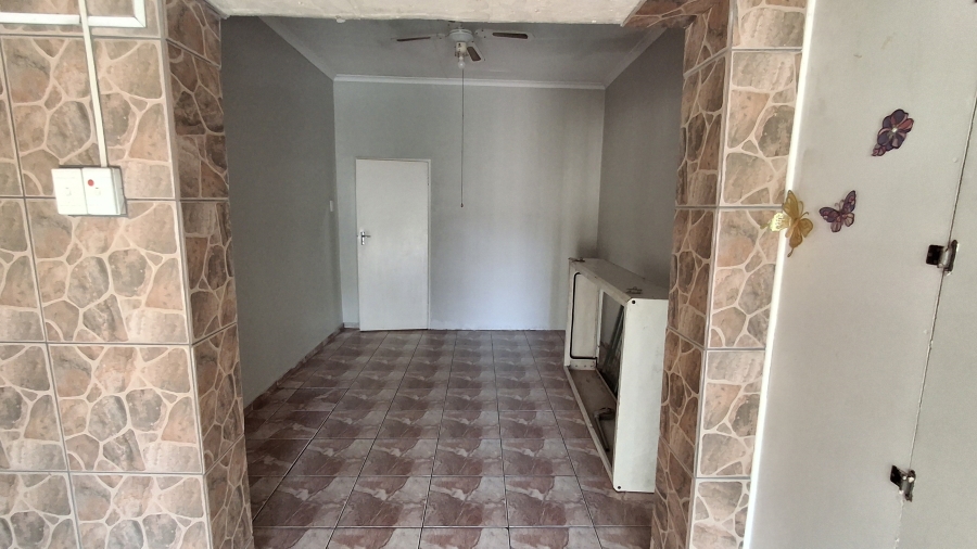 8 Bedroom Property for Sale in Pretoria North Gauteng