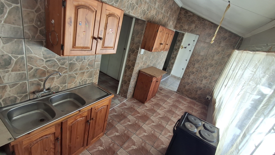 8 Bedroom Property for Sale in Pretoria North Gauteng