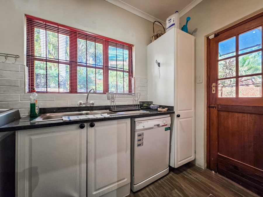 5 Bedroom Property for Sale in Moreleta Park Gauteng