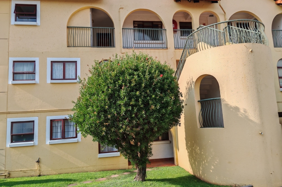 To Let 2 Bedroom Property for Rent in Northgate Gauteng