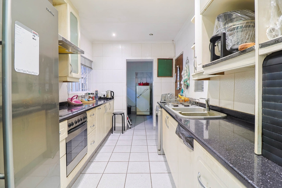 4 Bedroom Property for Sale in Brackendowns Gauteng