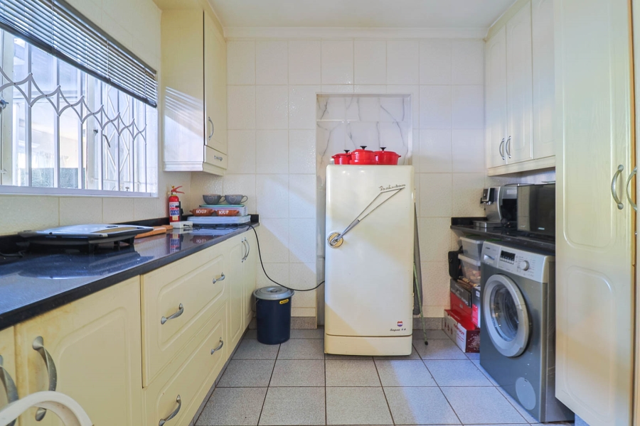 4 Bedroom Property for Sale in Brackendowns Gauteng