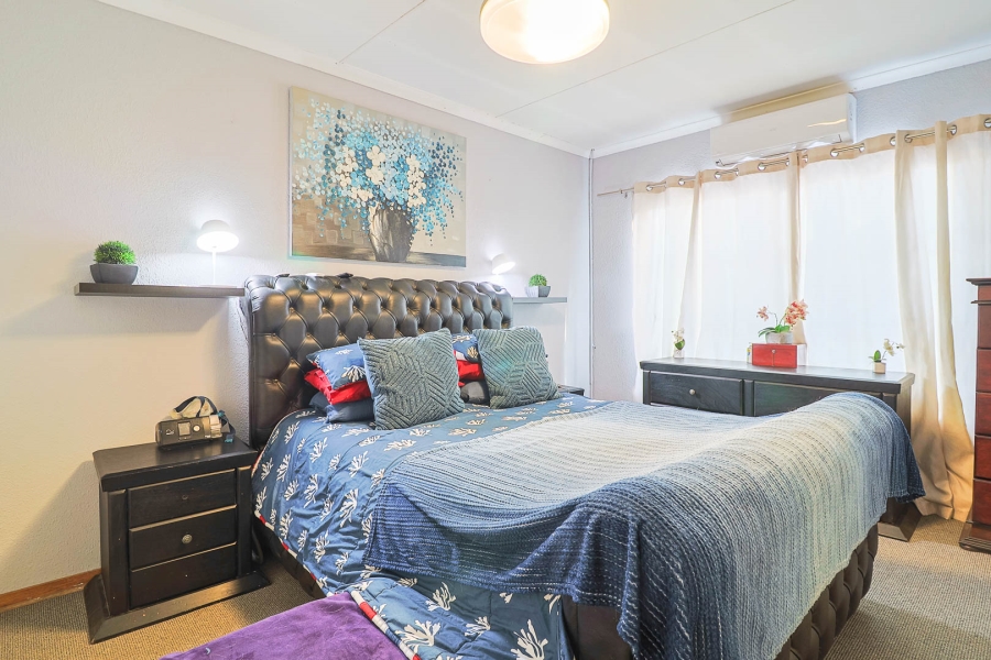 4 Bedroom Property for Sale in Brackendowns Gauteng