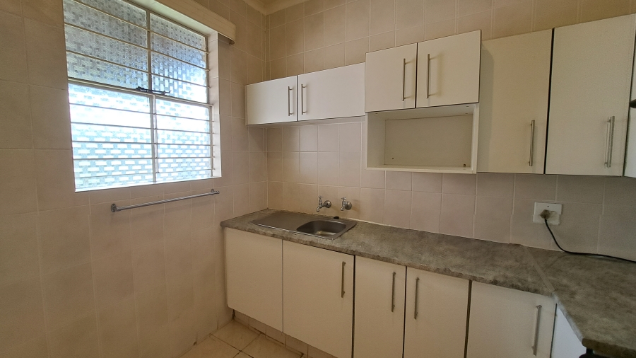 To Let 2 Bedroom Property for Rent in Horizon View Gauteng