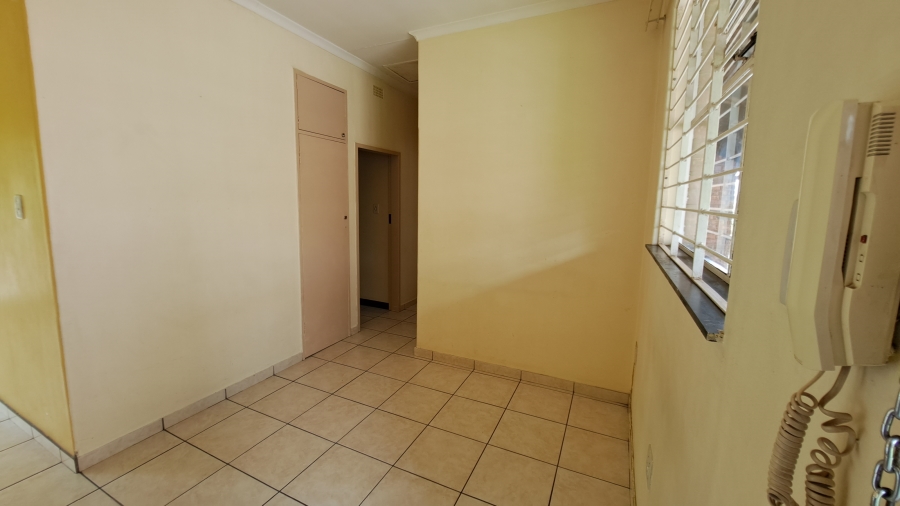 To Let 2 Bedroom Property for Rent in Horizon View Gauteng