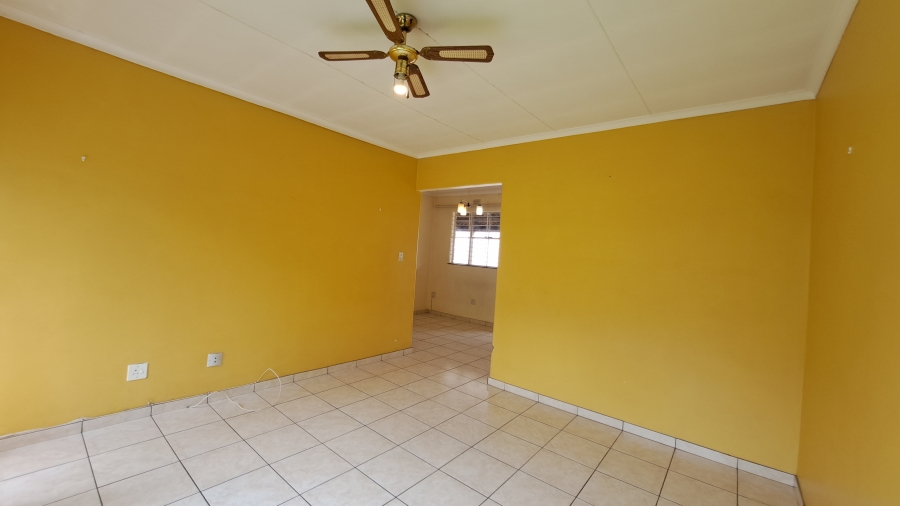 To Let 2 Bedroom Property for Rent in Horizon View Gauteng