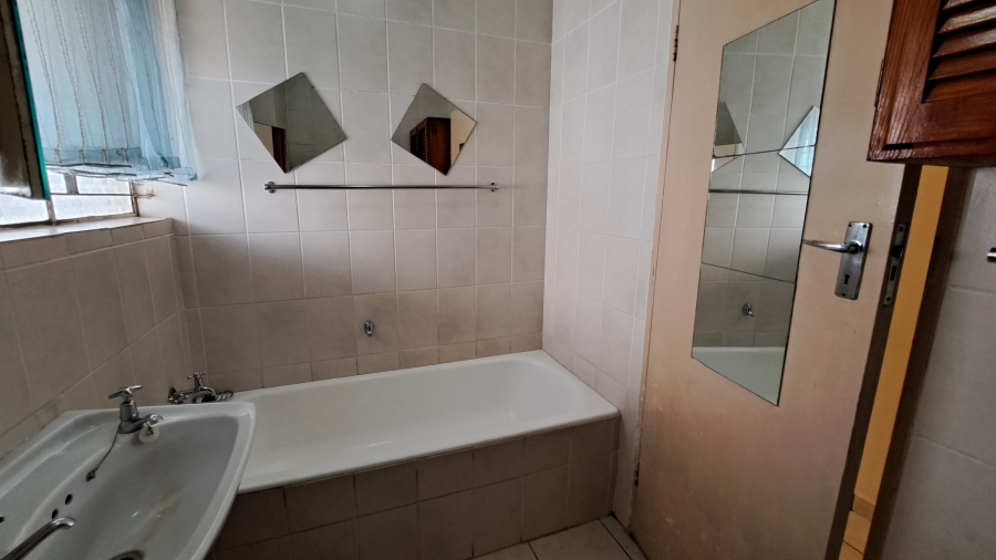 To Let 2 Bedroom Property for Rent in Horizon View Gauteng