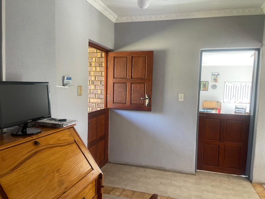 3 Bedroom Property for Sale in Ironsyde A H Gauteng