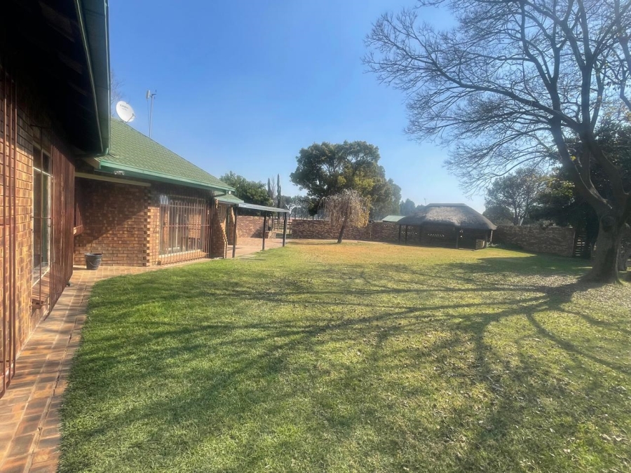 3 Bedroom Property for Sale in Ironsyde A H Gauteng