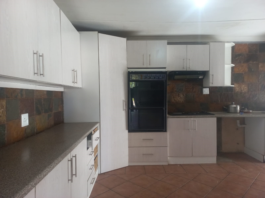 3 Bedroom Property for Sale in Rensburg Gauteng