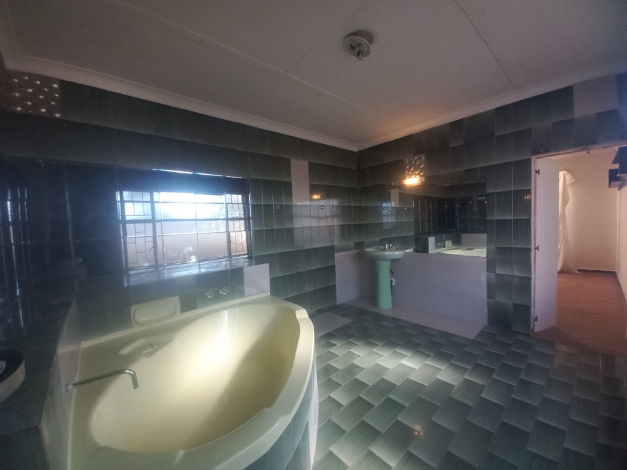 3 Bedroom Property for Sale in Rensburg Gauteng