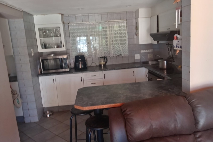 6 Bedroom Property for Sale in Murrayfield Gauteng