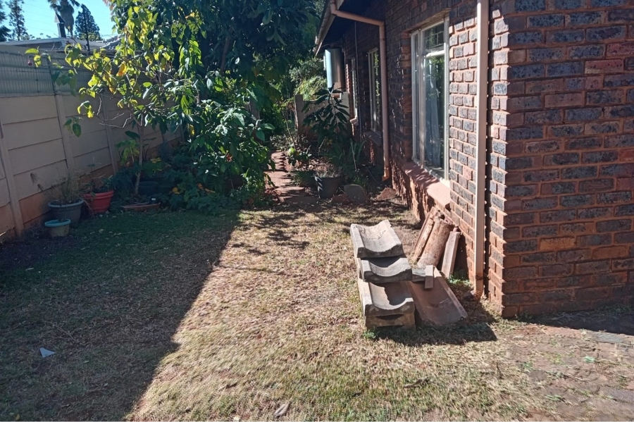 6 Bedroom Property for Sale in Murrayfield Gauteng