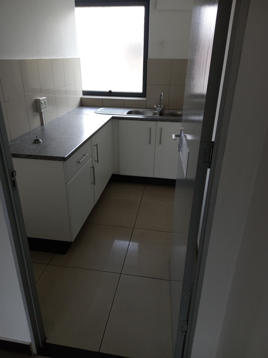 To Let commercial Property for Rent in Randjespark Gauteng