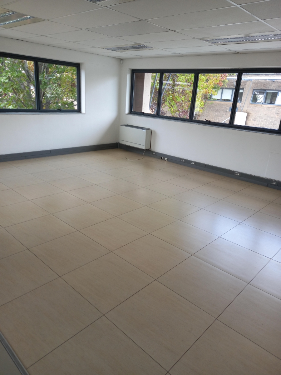 To Let commercial Property for Rent in Randjespark Gauteng
