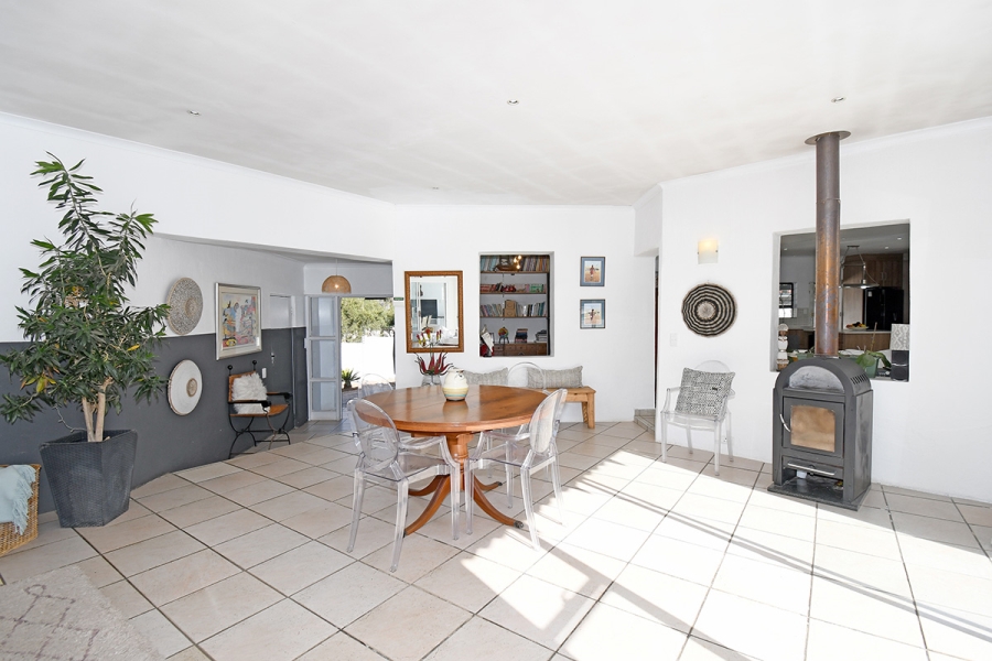 6 Bedroom Property for Sale in Olivedale Gauteng