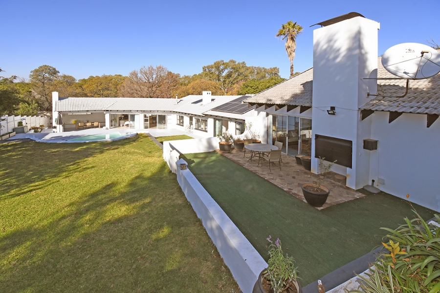 6 Bedroom Property for Sale in Olivedale Gauteng