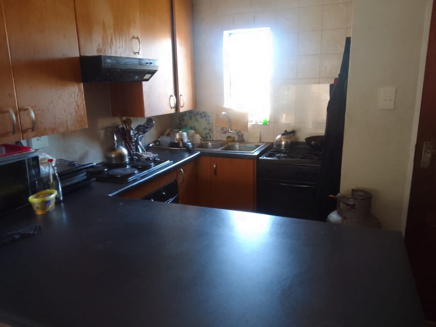 2 Bedroom Property for Sale in Ravensklip Gauteng
