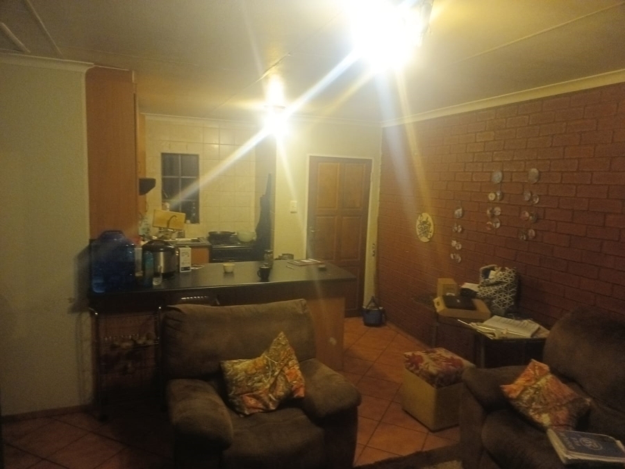 2 Bedroom Property for Sale in Ravensklip Gauteng