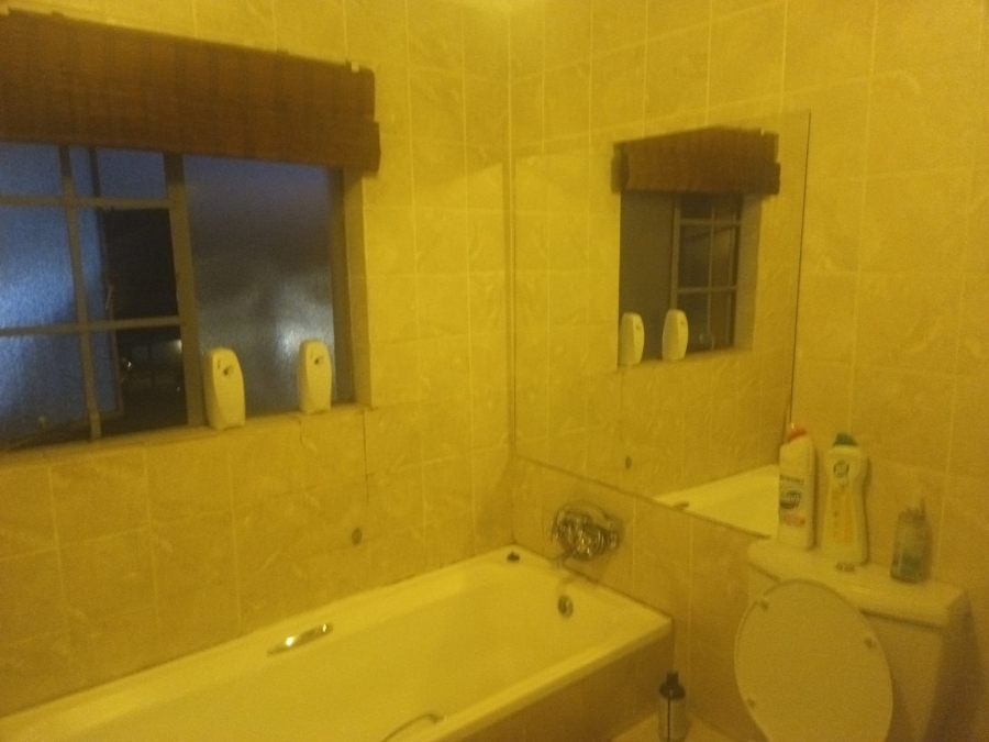 2 Bedroom Property for Sale in Ravensklip Gauteng