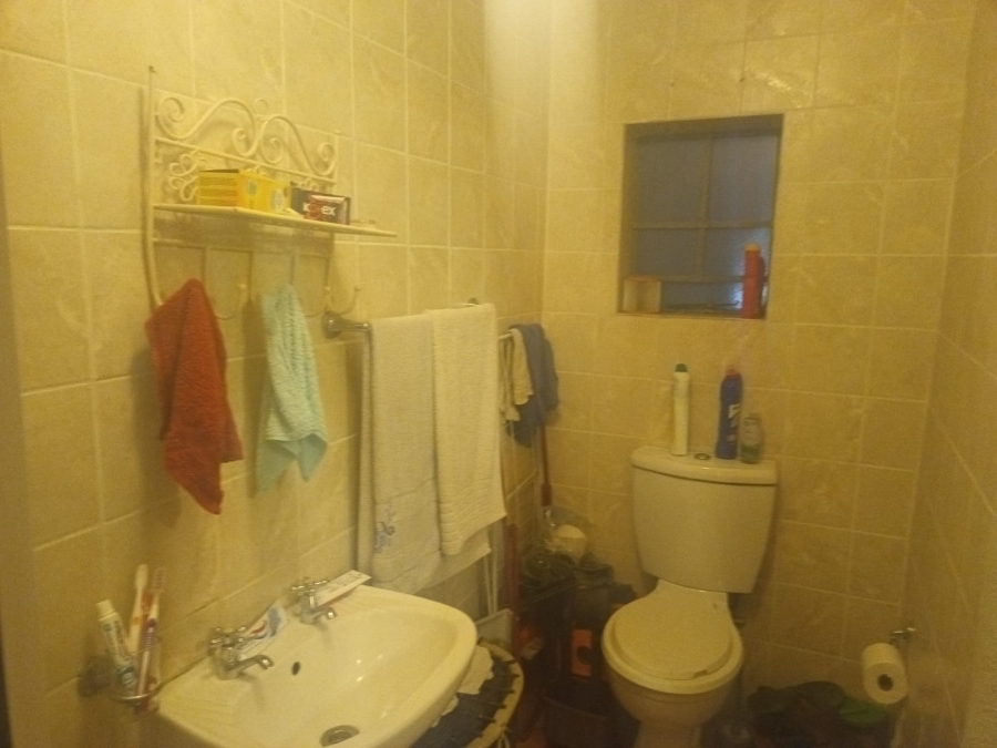 2 Bedroom Property for Sale in Ravensklip Gauteng