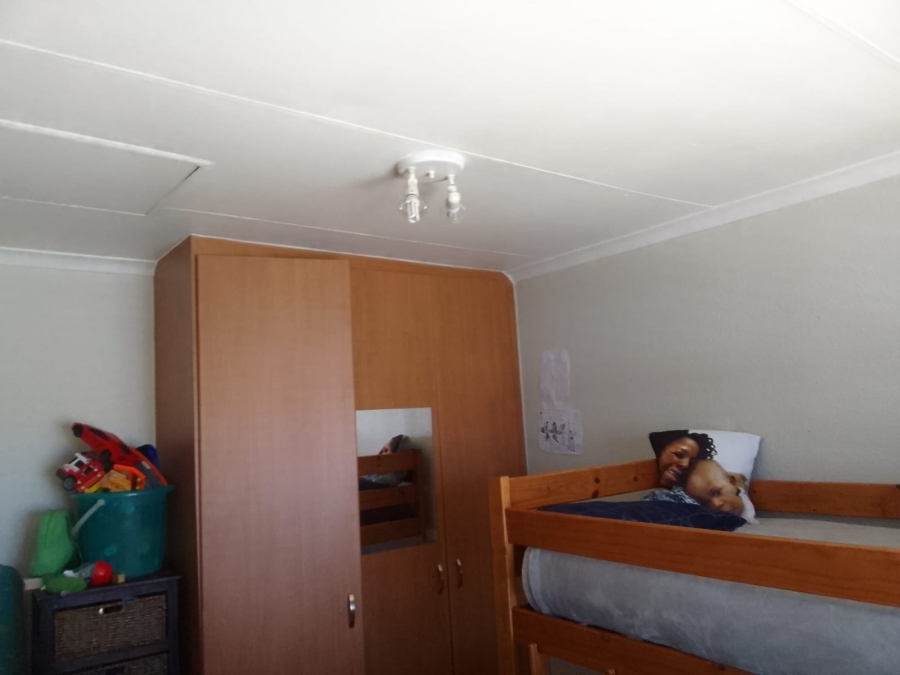 2 Bedroom Property for Sale in Ravensklip Gauteng