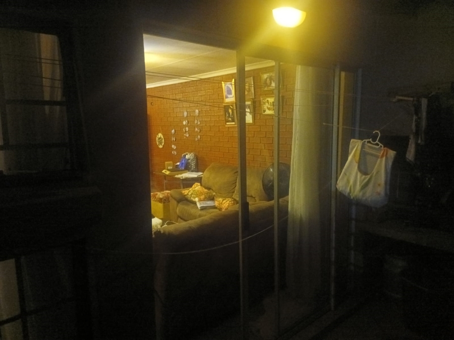 2 Bedroom Property for Sale in Ravensklip Gauteng