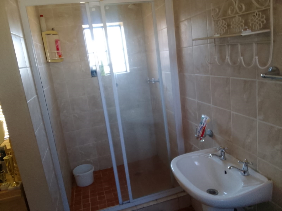 2 Bedroom Property for Sale in Ravensklip Gauteng