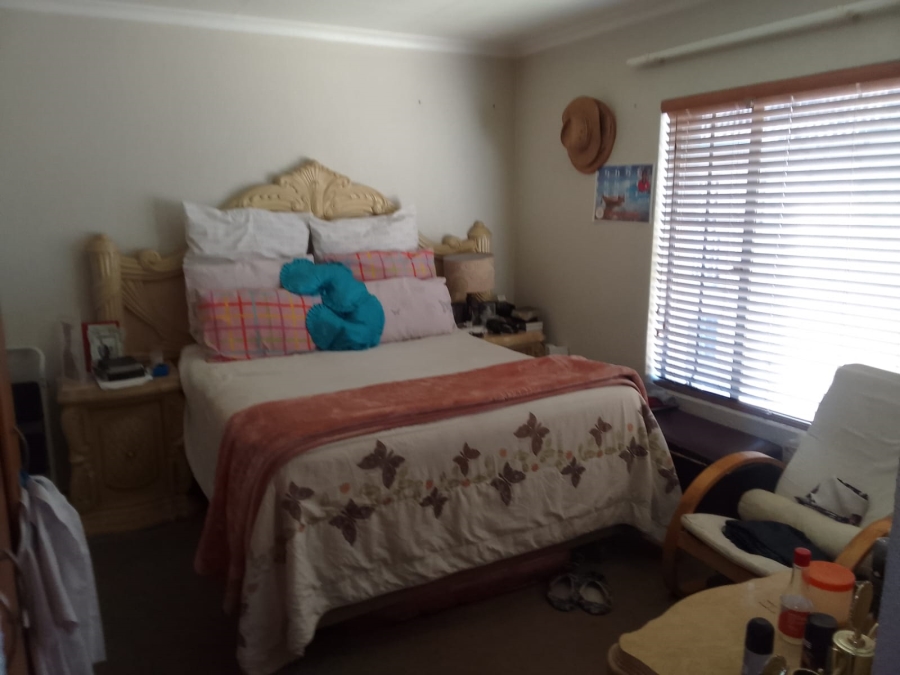 2 Bedroom Property for Sale in Ravensklip Gauteng