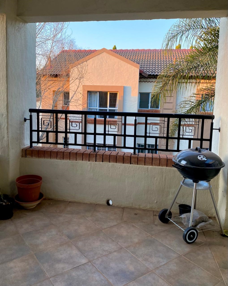 2 Bedroom Property for Sale in Olympus AH Gauteng