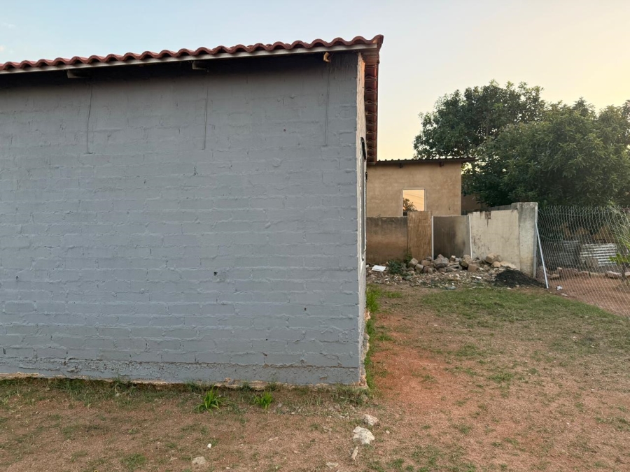 2 Bedroom Property for Sale in Soshanguve South Gauteng