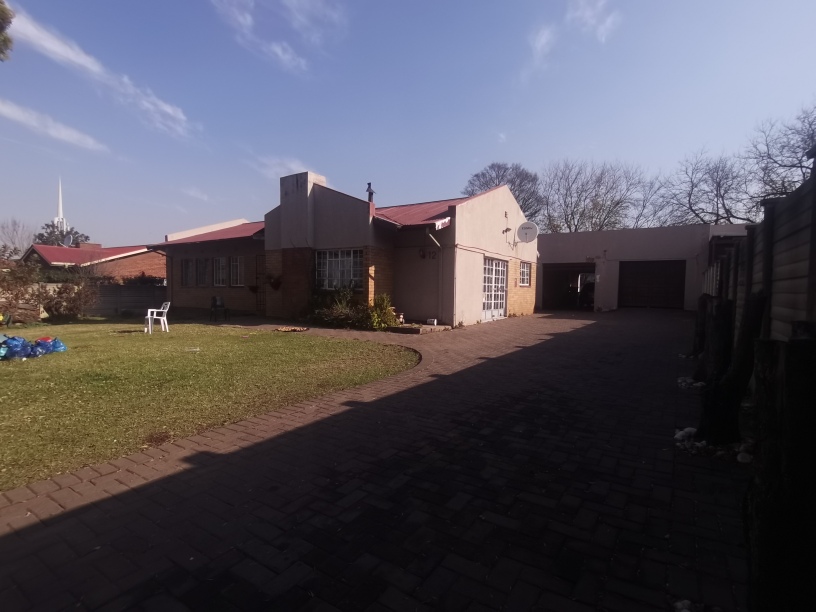 3 Bedroom Property for Sale in Vanderbijlpark SW 5 Gauteng