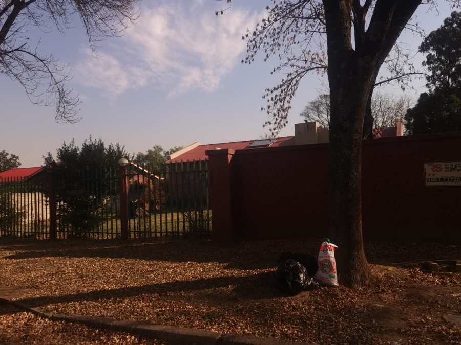 3 Bedroom Property for Sale in Vanderbijlpark SW 5 Gauteng