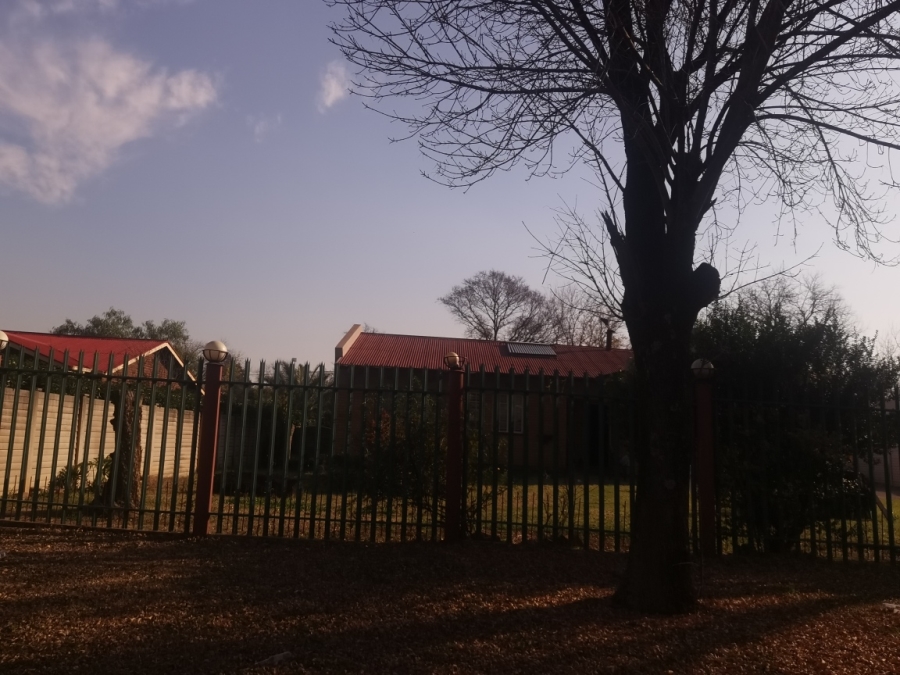 3 Bedroom Property for Sale in Vanderbijlpark SW 5 Gauteng