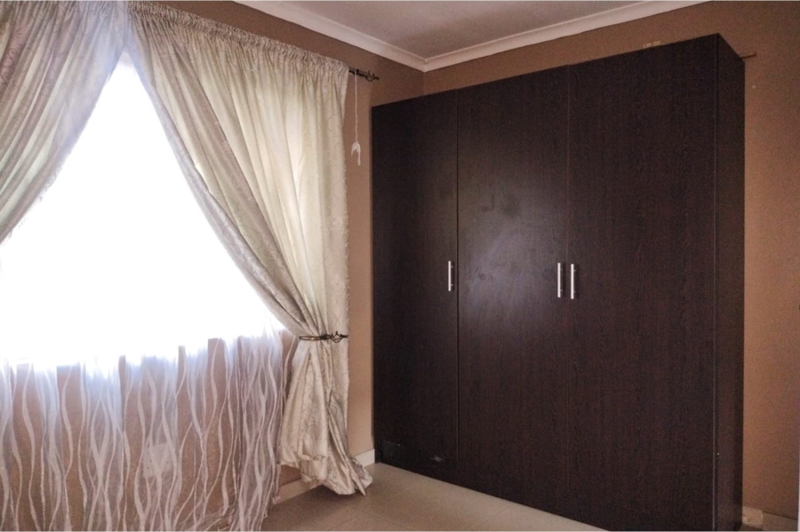To Let 1 Bedroom Property for Rent in Alan Manor Gauteng