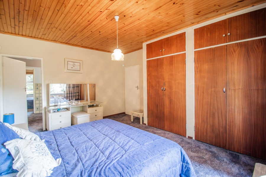 To Let 4 Bedroom Property for Rent in Parkhill Gardens Gauteng