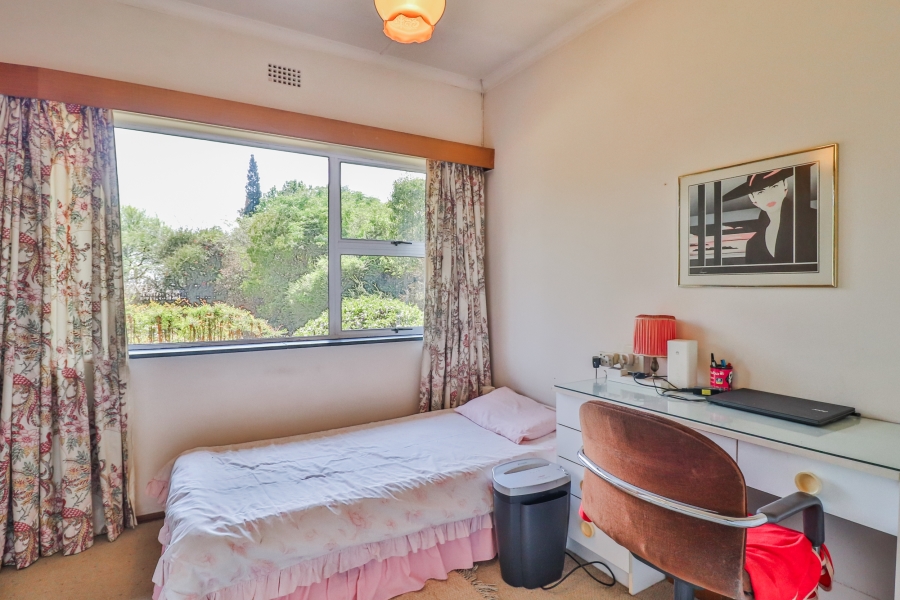 To Let 4 Bedroom Property for Rent in Parkhill Gardens Gauteng