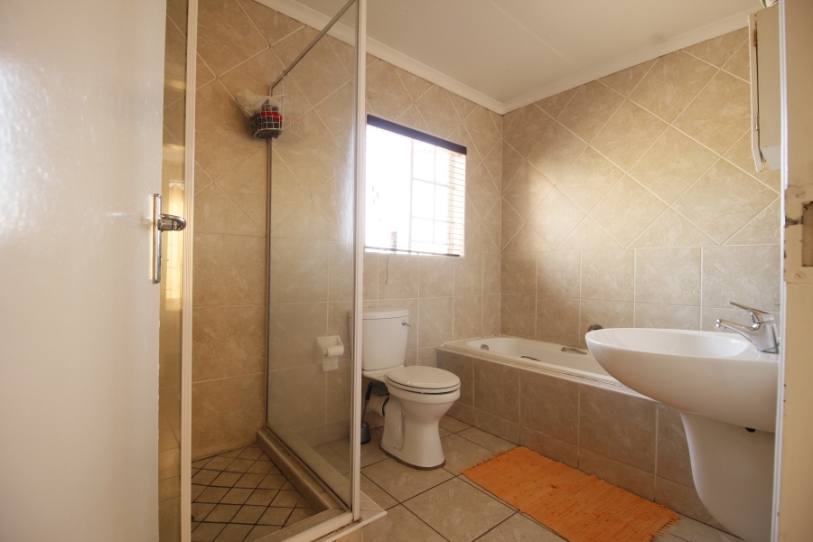 3 Bedroom Property for Sale in Kyalami Gauteng