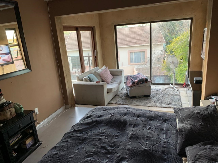 4 Bedroom Property for Sale in Thatchfield Estate Gauteng