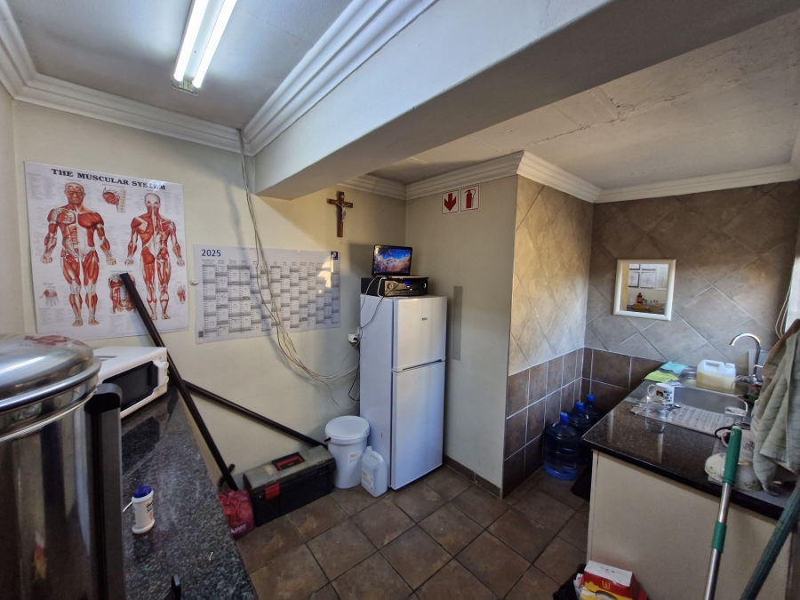 To Let commercial Property for Rent in Wierda Park Gauteng