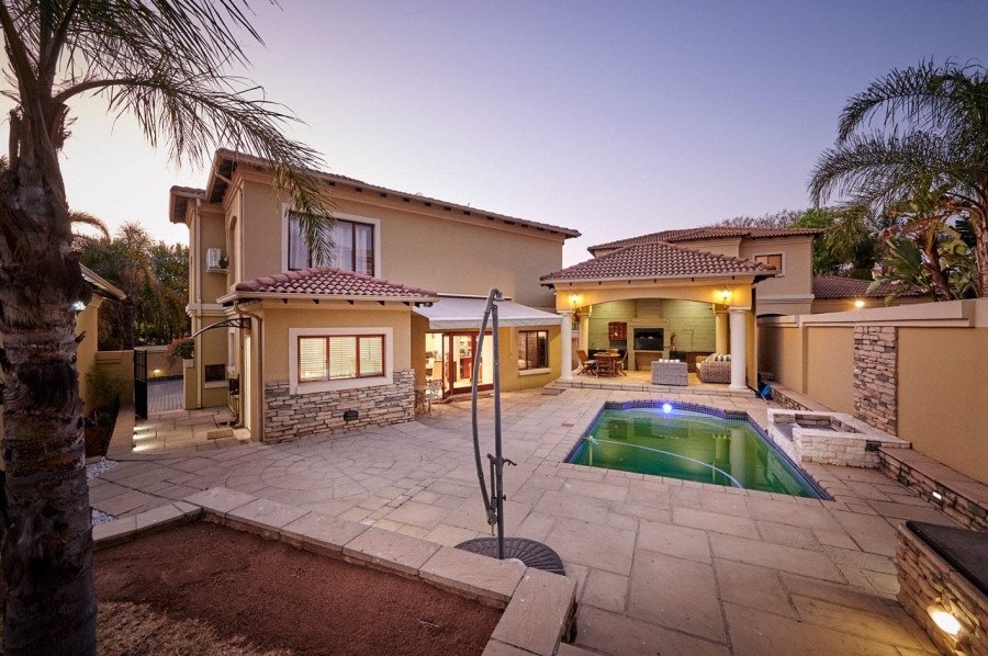 4 Bedroom Property for Sale in Paulshof Gauteng