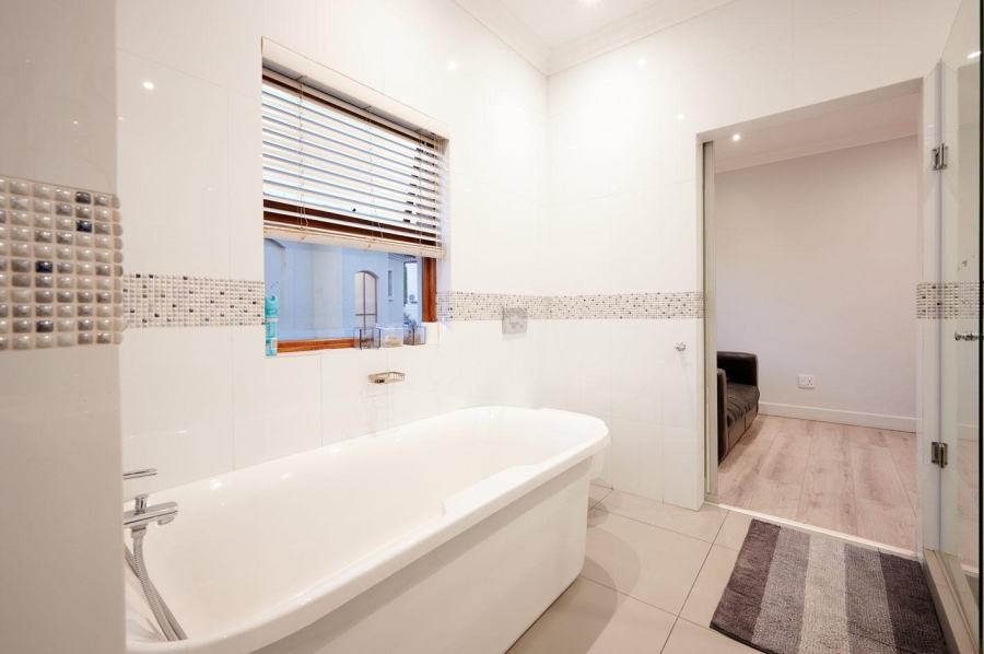 4 Bedroom Property for Sale in Paulshof Gauteng